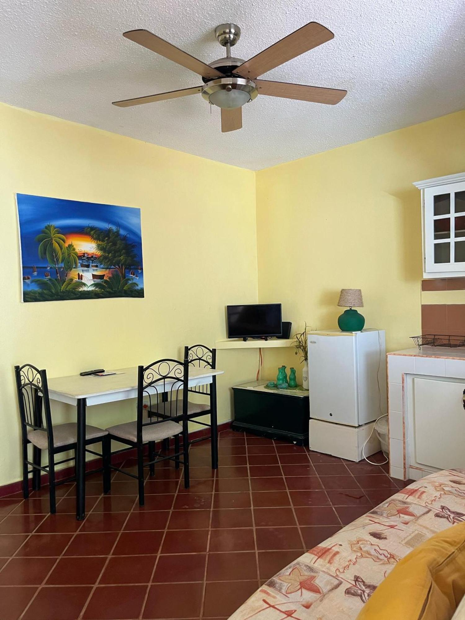 Playa Blanca Bed And Breakfast Bayahibe Exterior photo